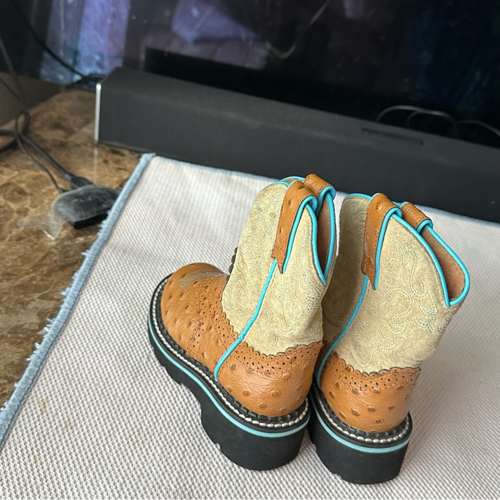 Arita flat baby western boot kids size 8 - Picture 2 of 11